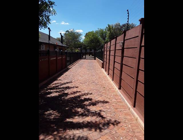 3 BEDROOM HOUSE SOLD IN ANNLIN